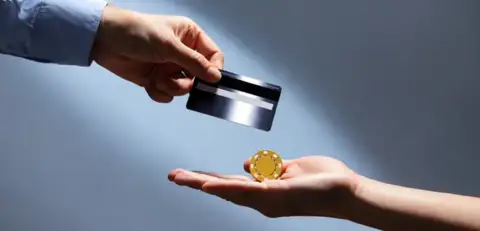 Instant Payouts Crushing Poker: Why Europe Leads iGaming Revolution