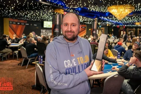 Dutch Pro Receives The Hendon Mob Award for Flaghunting World Record