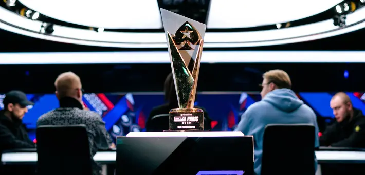 EPT Paris 2026 Main Event trophy final table