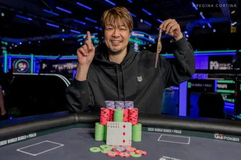 Koji Fujimoto Beats the Legends on His Way to k Limit 2-7 Triple Draw Title