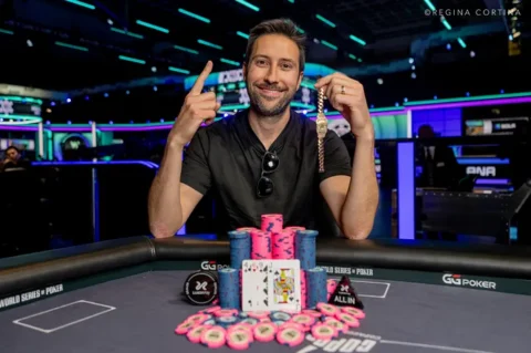 Cash King Matthew Shepsky Adds WSOP Gold in k Mystery Bounty PLO