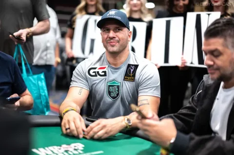 Defending Champ Mizrachi Crushing WSOP Main Event Despite Running into Quads