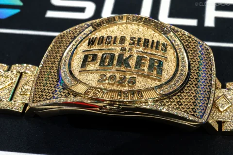 Poker Player Bluffs Off Entire Stack with Six-High Early in WSOP Main Event