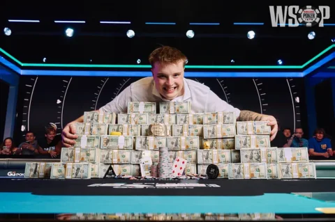 Lucas Jumalon Goes Wire-to-Wire at Final Table for 2026 WSOP Main Event Title